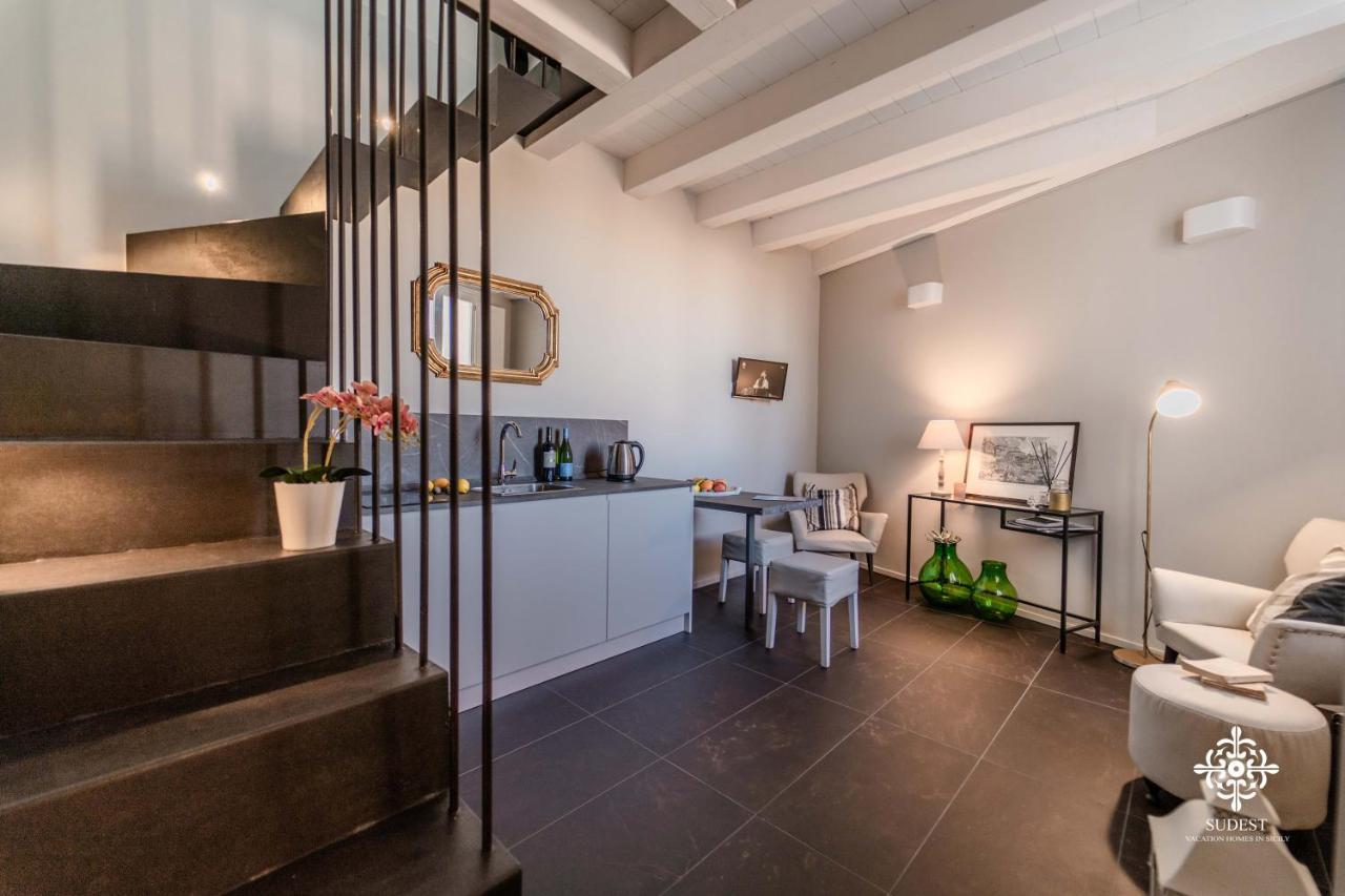 Ortigia Charming Suite シラクーサ エクステリア 写真