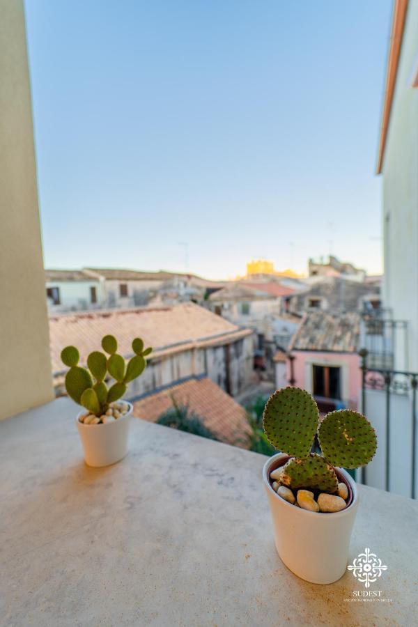 Ortigia Charming Suite シラクーサ エクステリア 写真