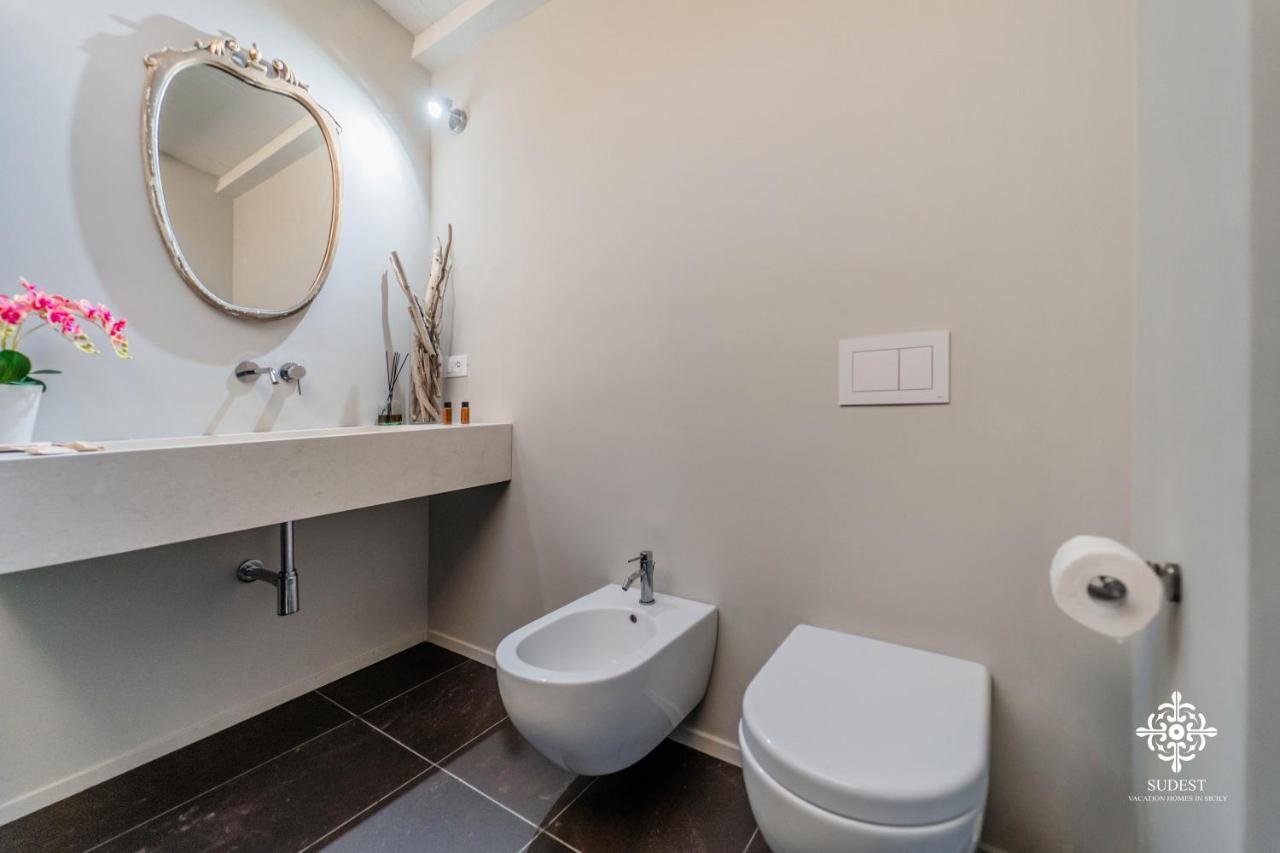 Ortigia Charming Suite シラクーサ エクステリア 写真