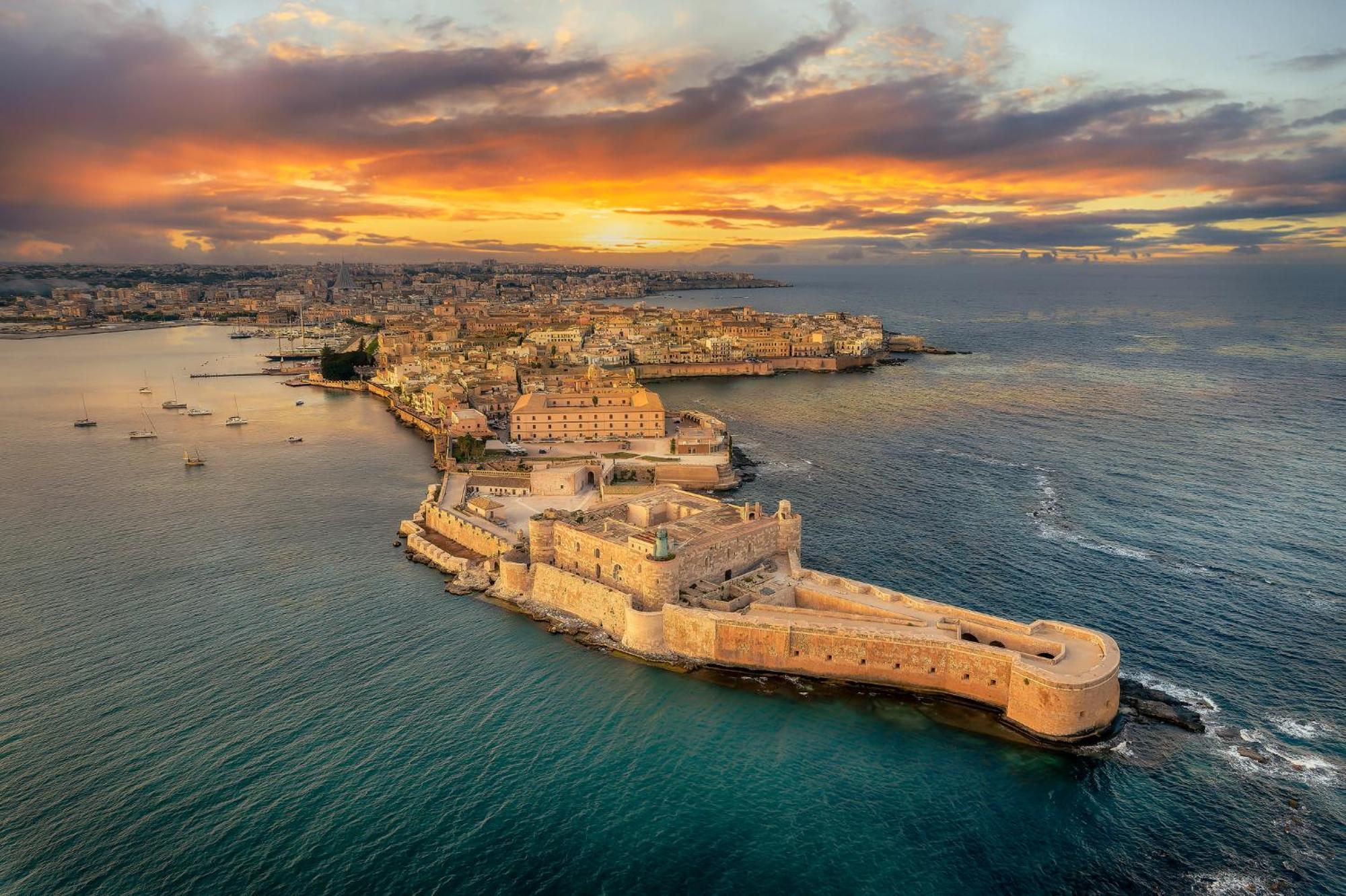 Ortigia Charming Suite シラクーサ エクステリア 写真